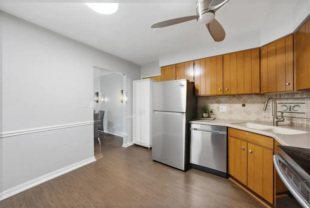 300 Claymoor Road Hinsdale IL 60521