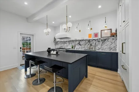 1428 North Bell Avenue Chicago IL 60622