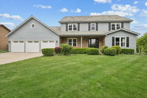 1902 Pine Meadow Court Gurnee IL 60031