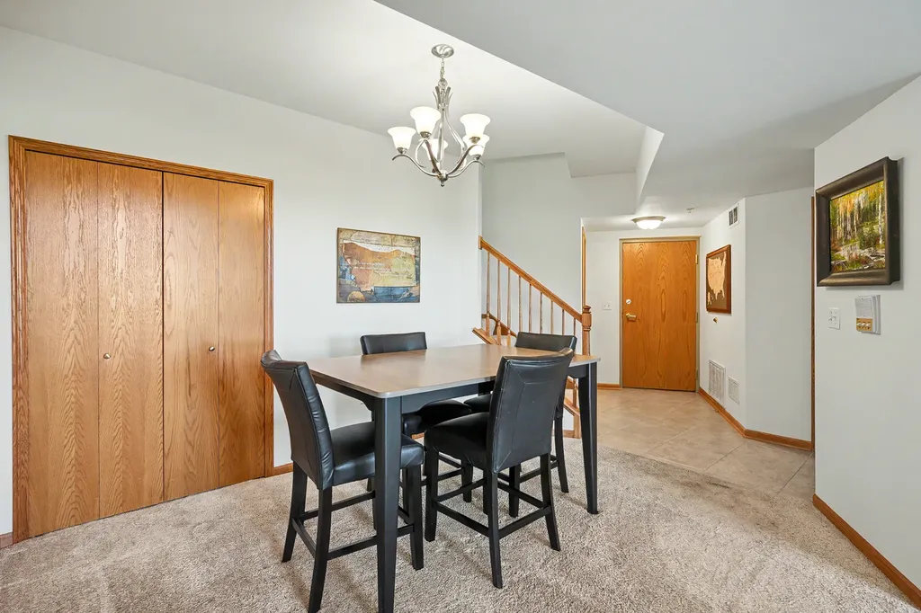 8505 Woodward Avenue Woodridge IL 60517