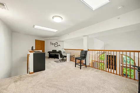 8505 Woodward Avenue Woodridge IL 60517
