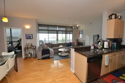 1546 North Orleans Street Chicago IL 60610