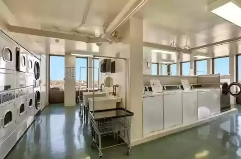 100 East Walton Street Chicago IL 60611