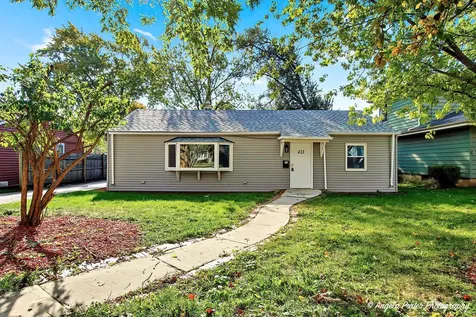 433 East High Street E Mundelein IL 60060