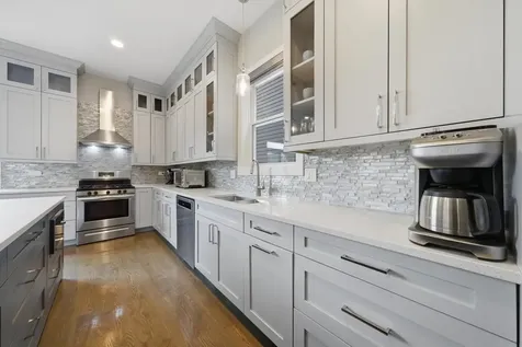 1310 Kenilworth Avenue Berwyn IL 60402