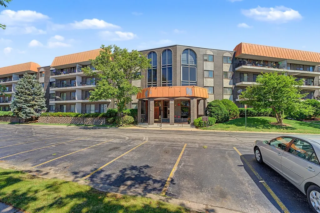 4900 Foster Street Skokie IL 60077