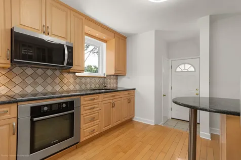 5129 Crain Street Skokie IL 60077