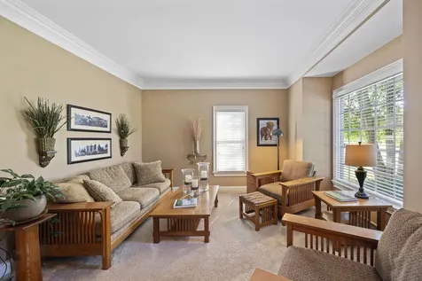40W082 Fox Mill Boulevard St. Charles IL 60175