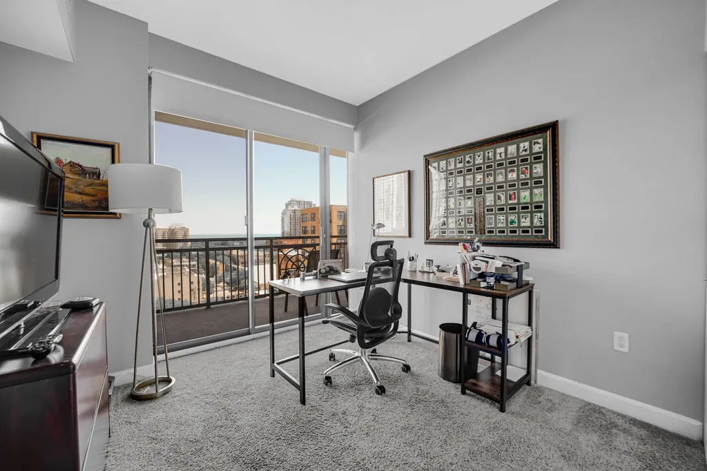 5 East 14th Place Chicago IL 60605