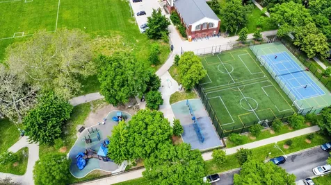 2640 North Hamlin Avenue Chicago IL 60647