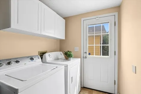 411 Highland Road Grayslake IL 60030