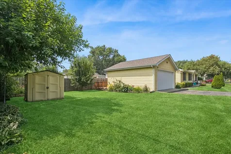 411 Highland Road Grayslake IL 60030