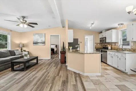 411 Highland Road Grayslake IL 60030
