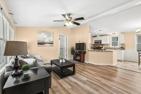 411 Highland Road Grayslake IL 60030