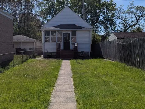 10026 South Indiana Avenue Chicago IL 60628