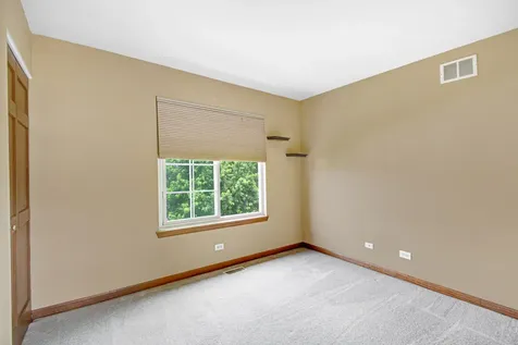 532 Rose Lane Bartlett IL 60103