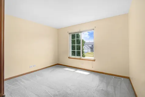 532 Rose Lane Bartlett IL 60103