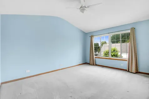 532 Rose Lane Bartlett IL 60103