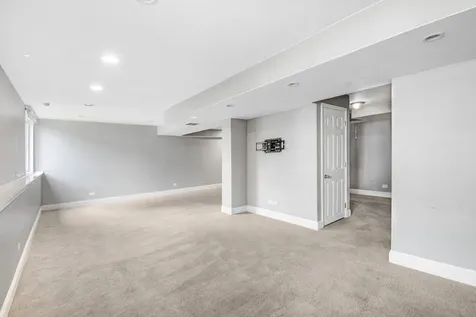 532 Rose Lane Bartlett IL 60103