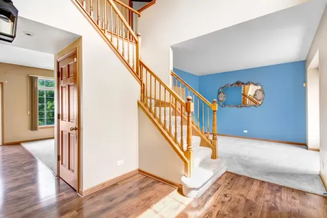 532 Rose Lane Bartlett IL 60103