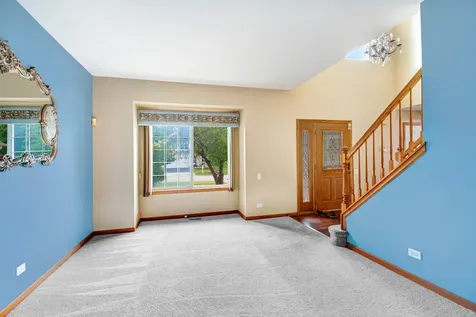 532 Rose Lane Bartlett IL 60103