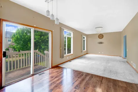 532 Rose Lane Bartlett IL 60103