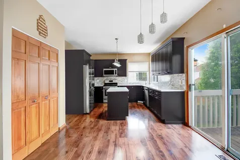 532 Rose Lane Bartlett IL 60103