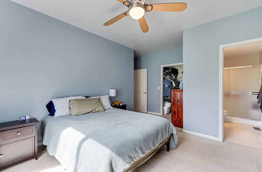 1851 Wisteria Drive Aurora IL 60503