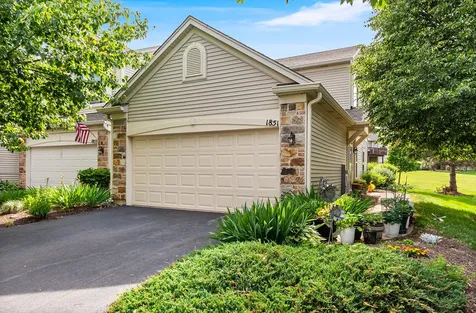 1851 Wisteria Drive Aurora IL 60503