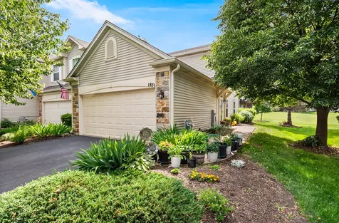 1851 Wisteria Drive Aurora IL 60503
