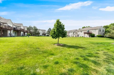 1851 Wisteria Drive Aurora IL 60503
