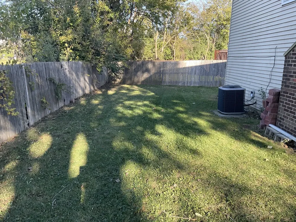 1066 Foxworth Boulevard Lombard IL 60148
