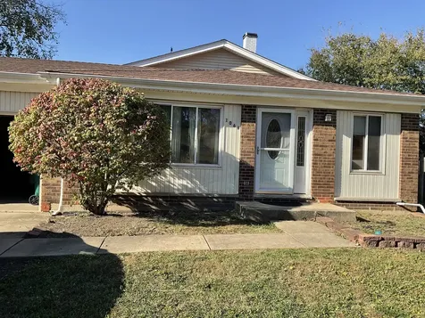 1066 Foxworth Boulevard Lombard IL 60148