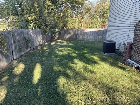 1066 Foxworth Boulevard Lombard IL 60148