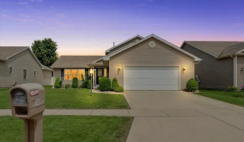 1408 Farley Lane Champaign IL 61822