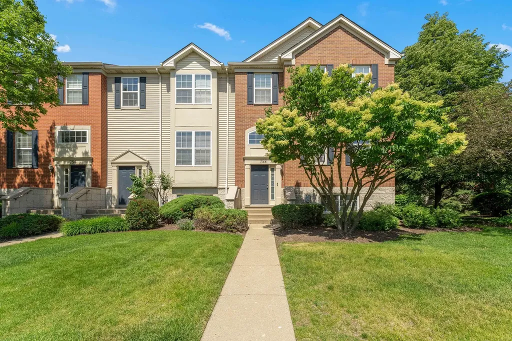 758 Lambert Lane Bartlett IL 60103