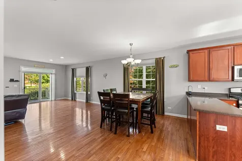 758 Lambert Lane Bartlett IL 60103