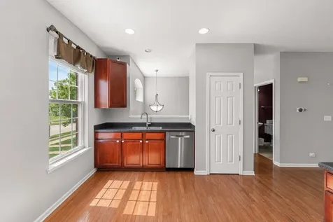 758 Lambert Lane Bartlett IL 60103