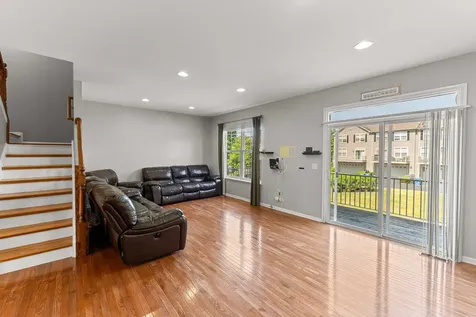 758 Lambert Lane Bartlett IL 60103