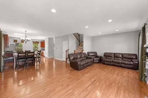 758 Lambert Lane Bartlett IL 60103