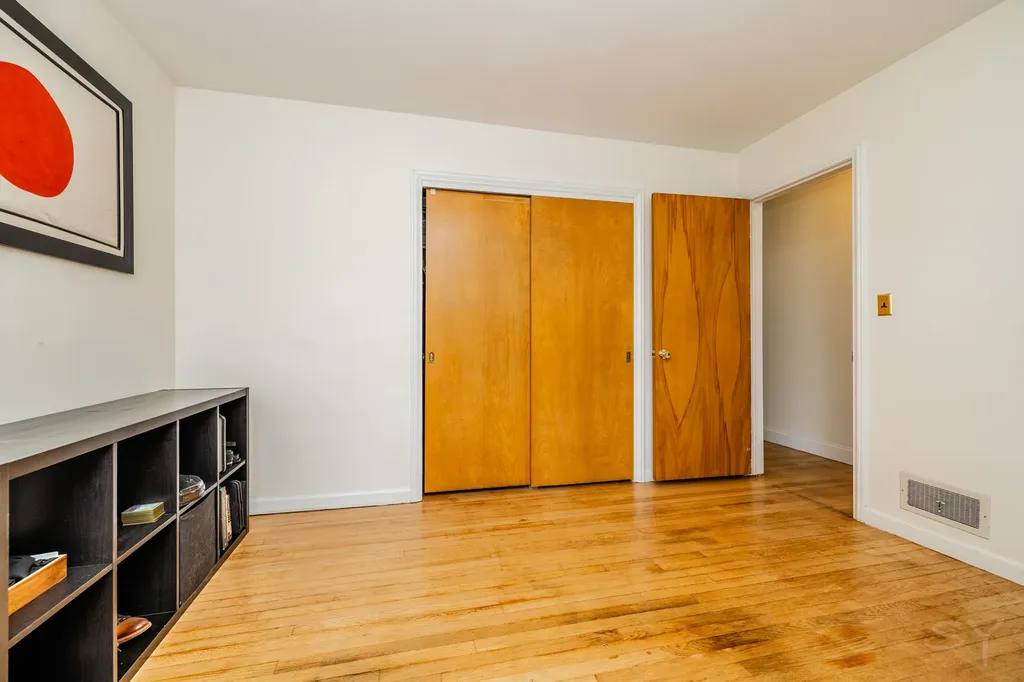 7535 Kenton Avenue Skokie IL 60076