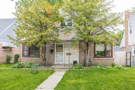 7535 Kenton Avenue Skokie IL 60076