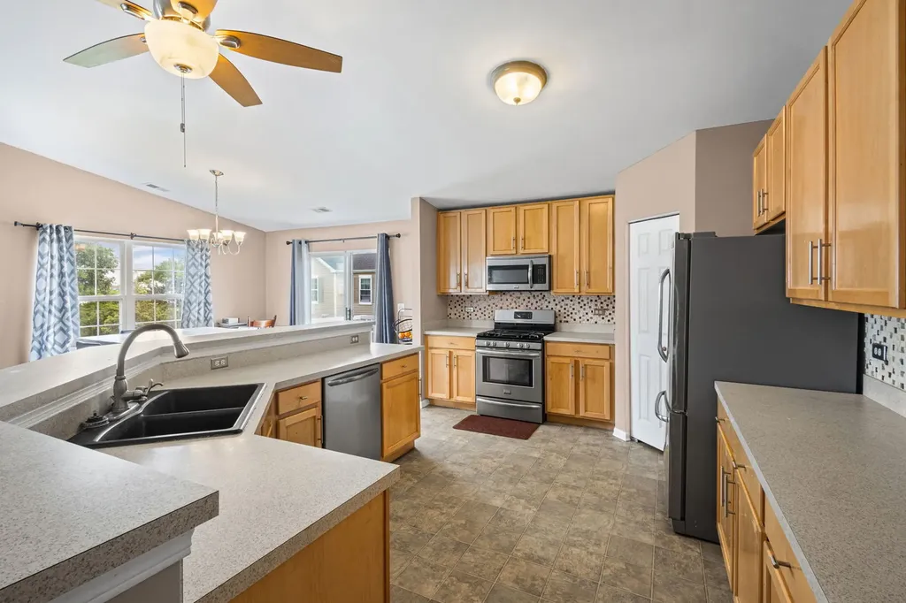 5012 Norwalk Court Plainfield IL 60586