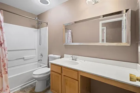 5012 Norwalk Court Plainfield IL 60586