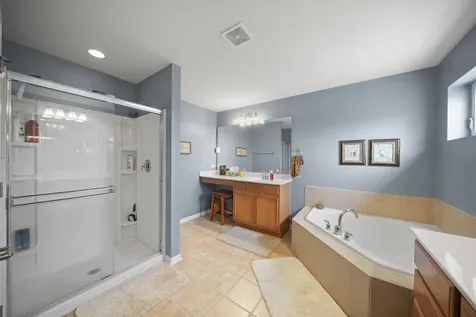 853 Prairie Crossing Drive Yorkville IL 60560