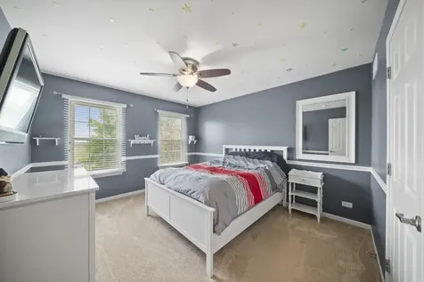 853 Prairie Crossing Drive Yorkville IL 60560