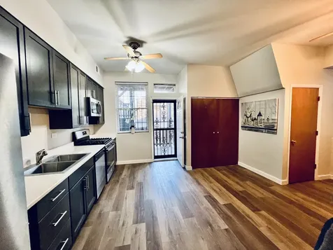 4619 South Michigan Avenue Chicago IL 60653