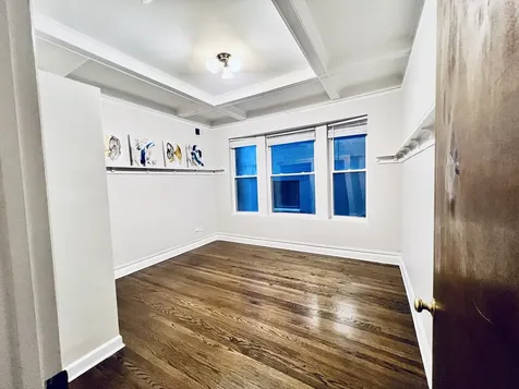 4619 South Michigan Avenue Chicago IL 60653