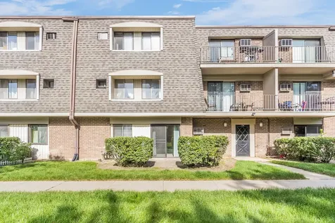 154 East Bailey Road Naperville IL 60565