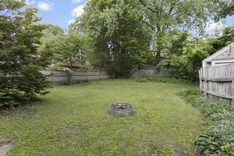 206 North Highland Avenue Rockford IL 61107
